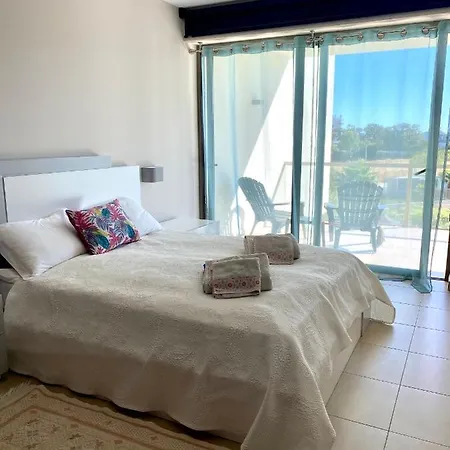 Apartment New Stunning Ocean Aprt In 